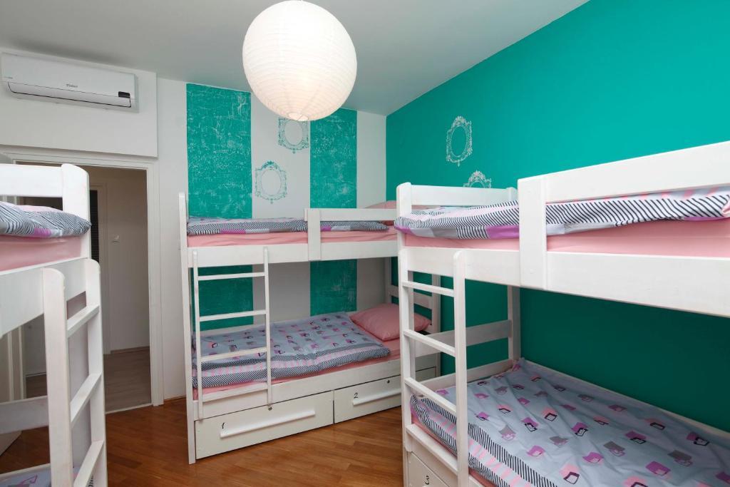 Pozitiv Hostel Загреб Номер фото